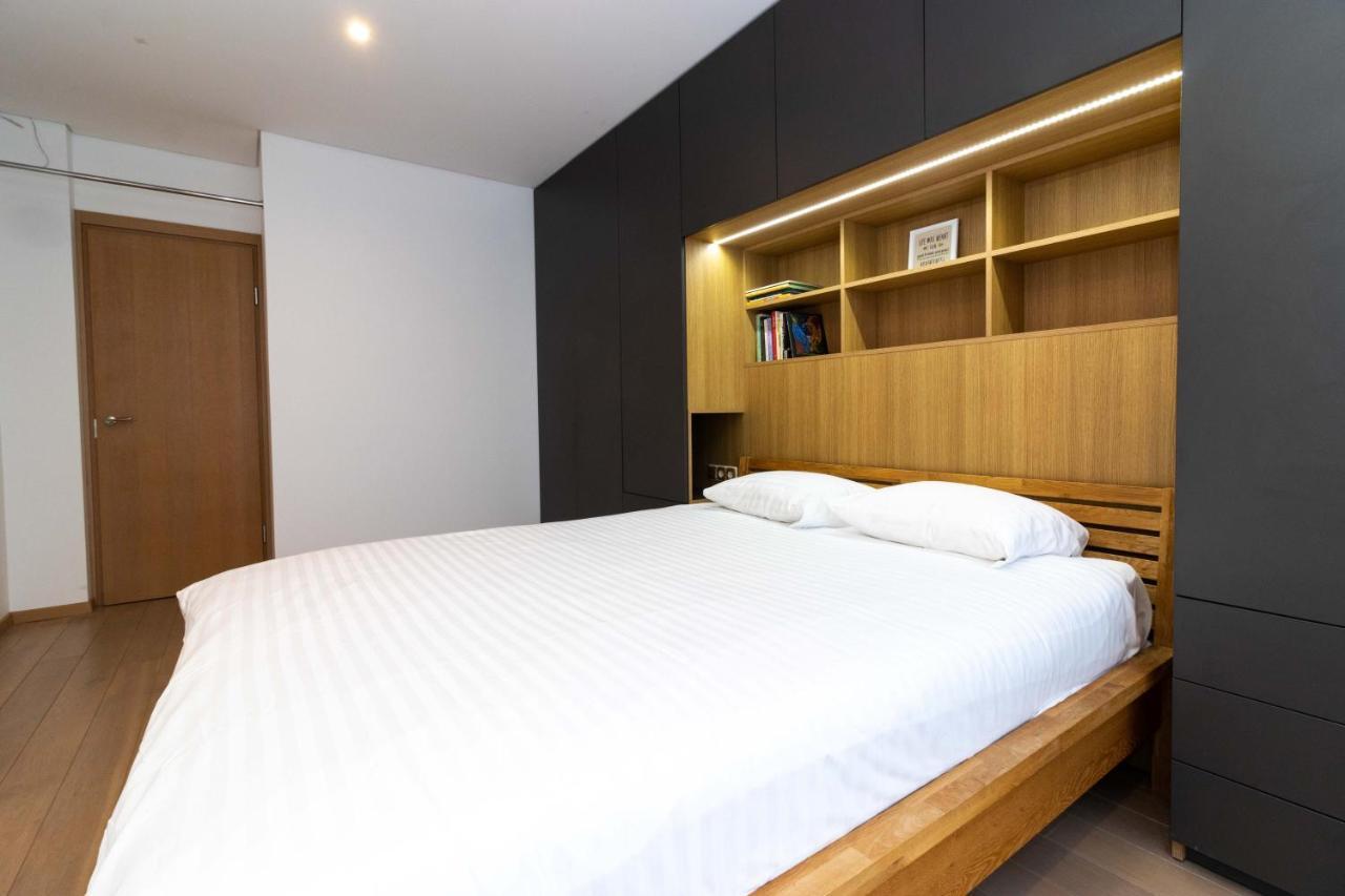 Cohost I Sunny Center Apt, Covered Parking, Balcony & Self Check-In كاوناس المظهر الخارجي الصورة