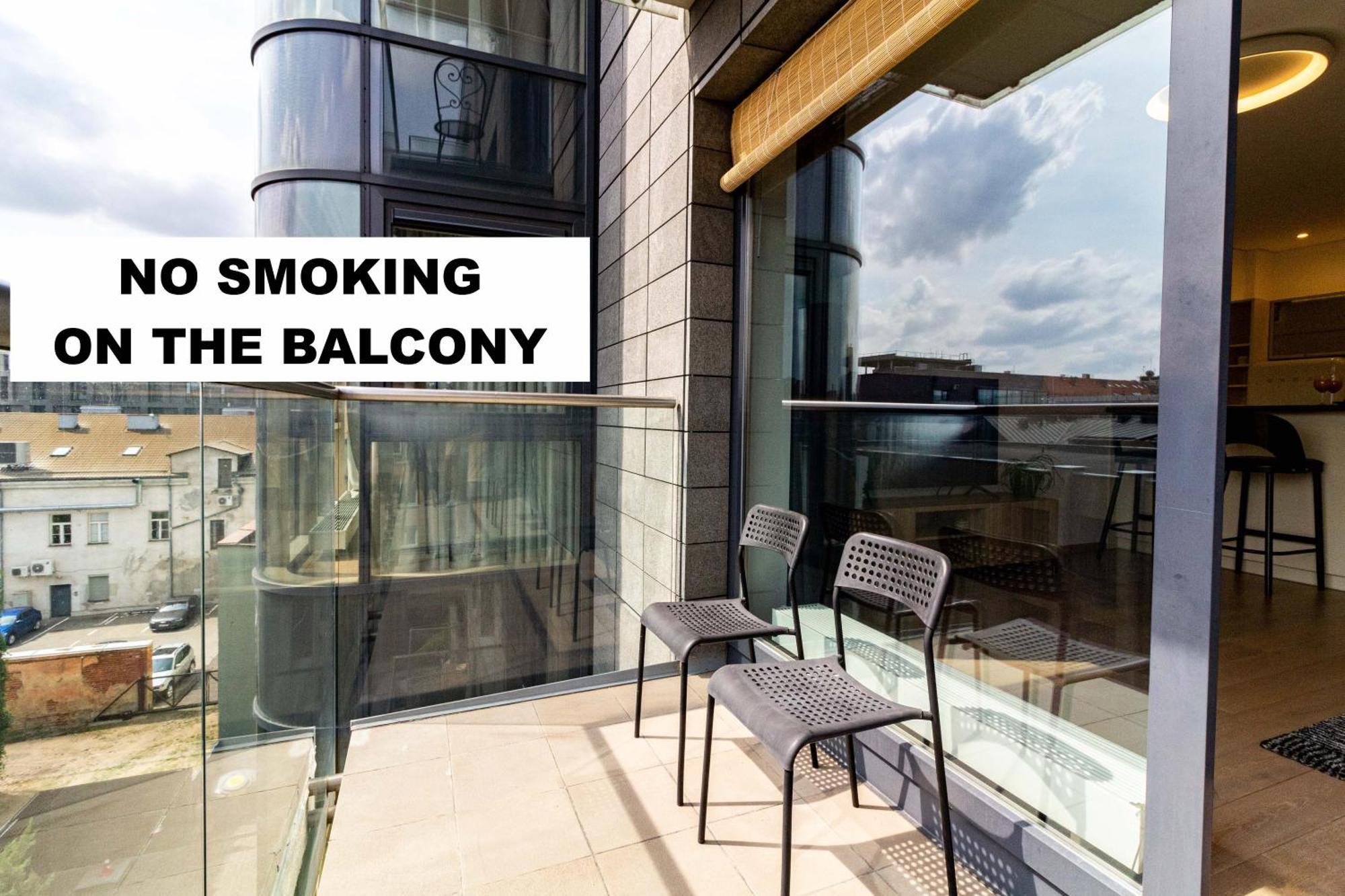 Cohost I Sunny Center Apt, Covered Parking, Balcony & Self Check-In كاوناس المظهر الخارجي الصورة